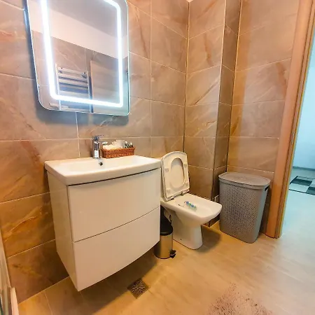 Apartament Flora Alezzi Beach *